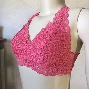 Victoria’s Secret Pinkish Orange Lacey Bralette M